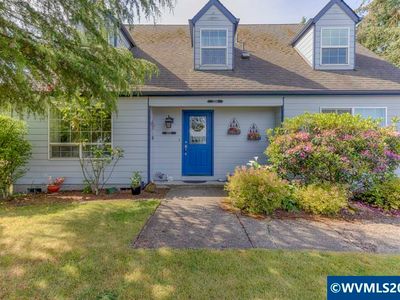 2224 Rogers Ln NW