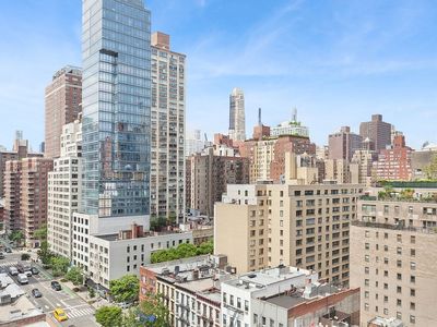 401 E 74th St APT 16E