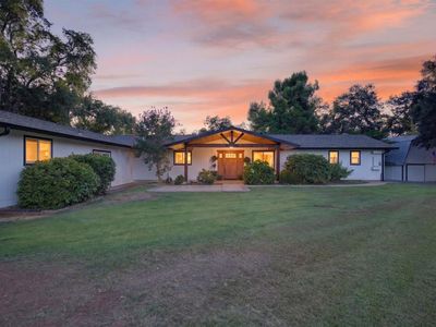 3252 Old Orchard Ln