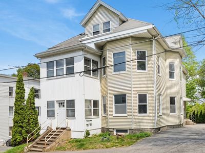 19 Francis St