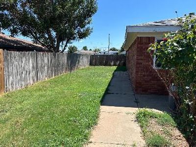205 W Valencia Dr