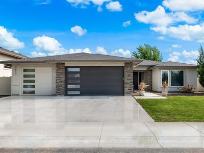 4213 E Divide Pass St