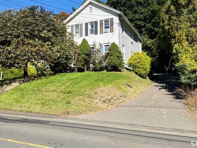 26 Hickok Avenue