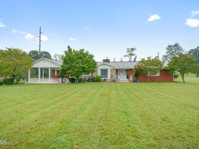207 Westhills Dr