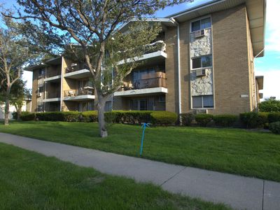 4755 W 101st St APT 101