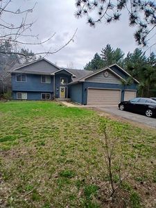 15121 319th Ave NW