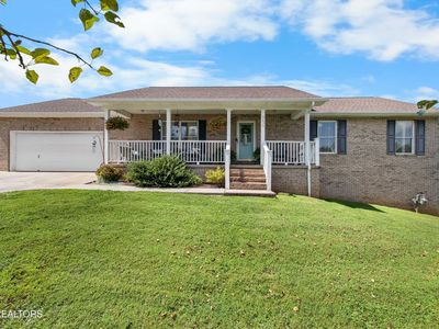 5635 Brandon Park Dr