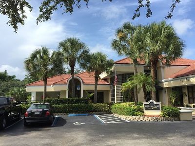 2550 SW 18th Ter