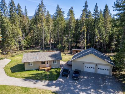 591 Waterfront Rd