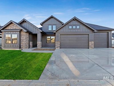 905 W Smokey Lake Dr