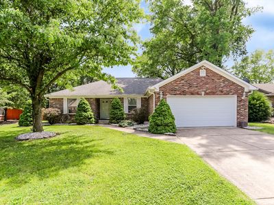 711 N Scott Dr