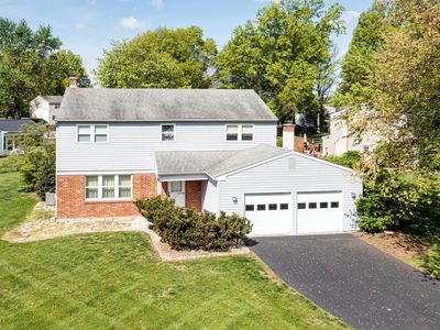 800 Maxwell Pl