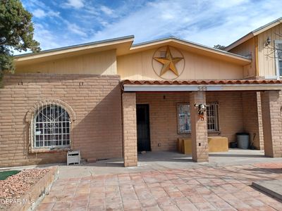 544 Barcelona Dr