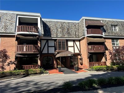 136 Centennial Ave APT 305