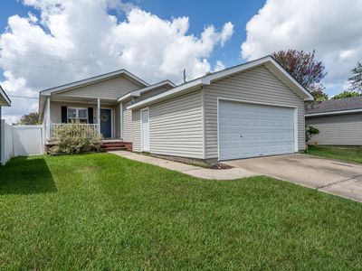 Property at 21107 Sweet Blossom Ln, Tomball, TX