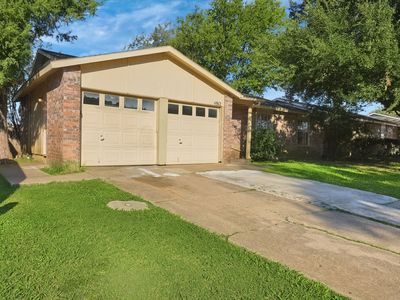 4912 Sandalwood Ln