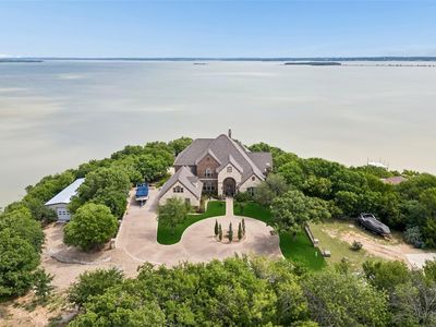 826 Cimmarron Bay Dr