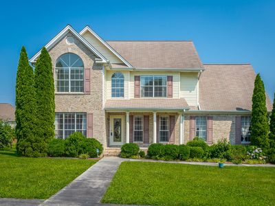 8275 Stillwater Cir
