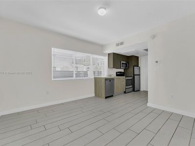 740 Meridian Ave #18