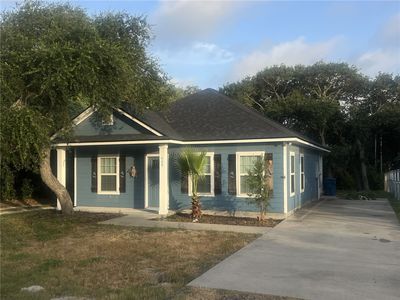 609 Huisache