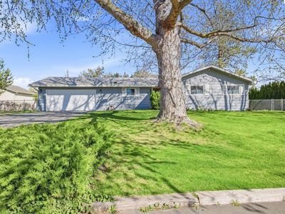 Property at 716 W 12th St, Benton City, WA