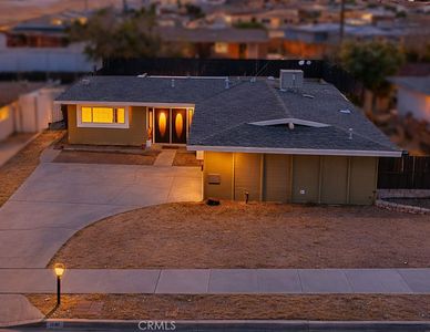 1240 E Navajo St