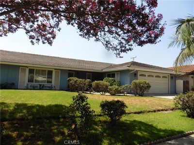 706 W Wistaria Ave