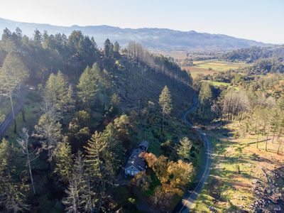 1830 Howell Mountain Road