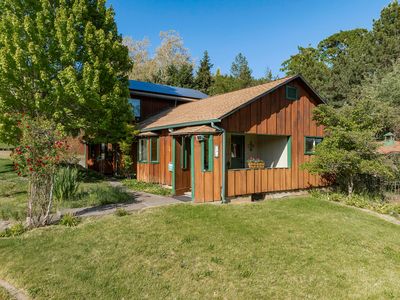 383 N 5th Ave