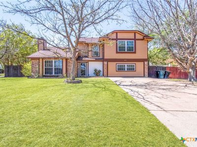 712 Brazos Dr