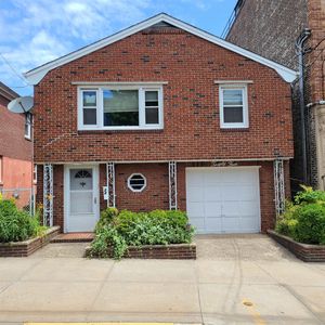 24 63rd St