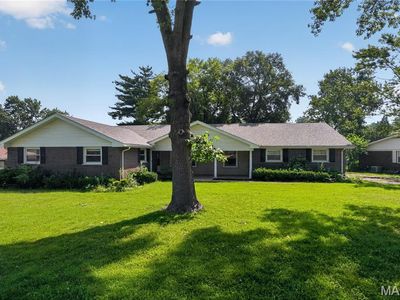 550 Monceau Dr