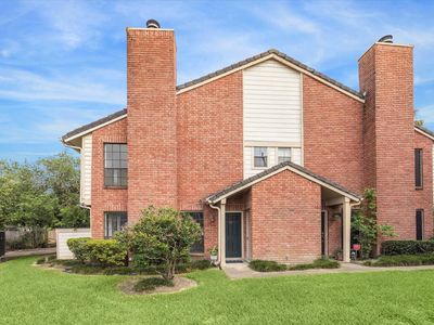 2211 S Kirkwood Rd #17