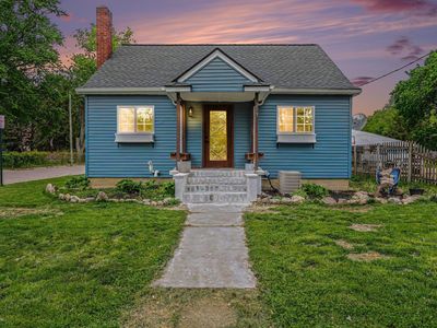 219 W Patterson St