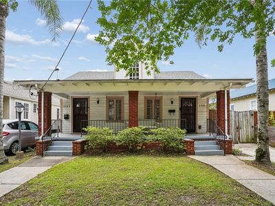 2703-2705 Palmer Ave
