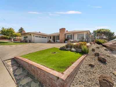2624 Lakeview Dr
