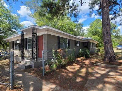 1157 Gillionville Rd