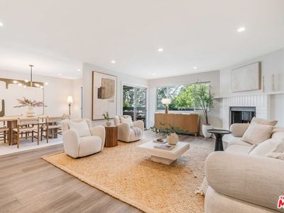 930 California Ave Unit 201