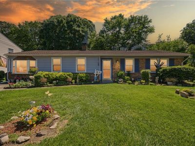 3917 Waterside Ct