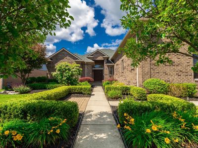 27153 Alderman Ct
