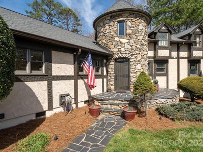 1787 12th Street Dr NW