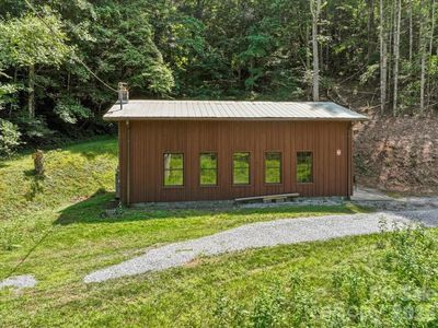 Property at 323 McCurrey Rd, Burnsville, NC