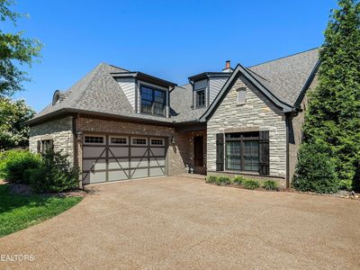 1304 Legacy Cove Way