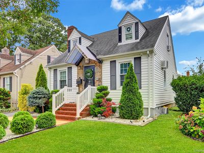 48 Saint Marks Avenue