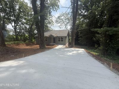 119 E Wadsworth Cir