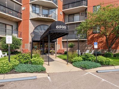 6500 Woodlake Dr APT 711