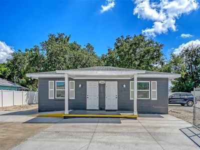 1004 27th Ave W