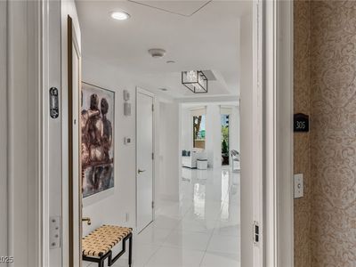 2857 Paradise Rd UNIT 305