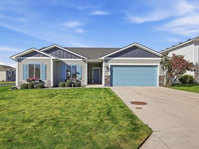 9515 N Prescott Ct