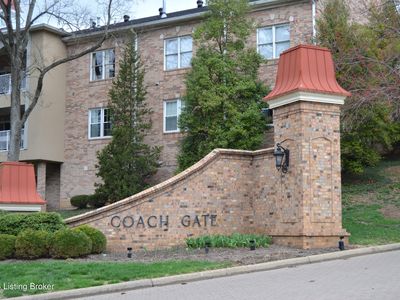 5800 Coach Gate Wynde APT 324